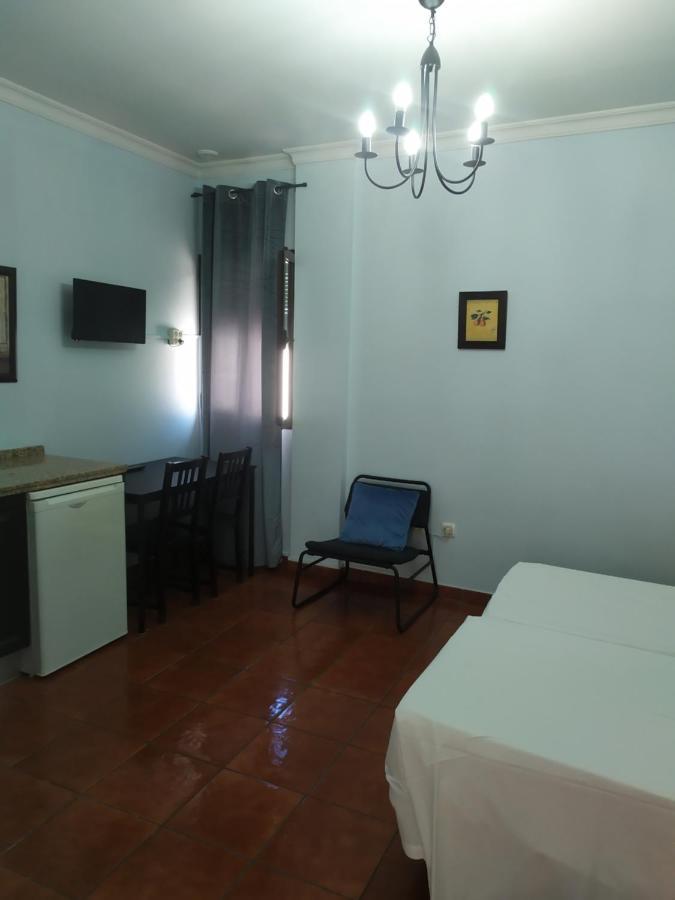 Apartamentos Turisticos Casa Cantillo Carmona  Eksteriør bilde